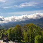 Panorama Z Widokiem Na Gory *