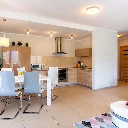 Panorama Z Widokiem Na Góry Apartament *