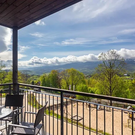 Panorama Z Widokiem Na Gory Daire Szklarska Poreba