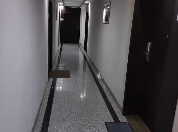 Panorama Z Widokiem Na Gory 斯克拉斯卡波伦巴